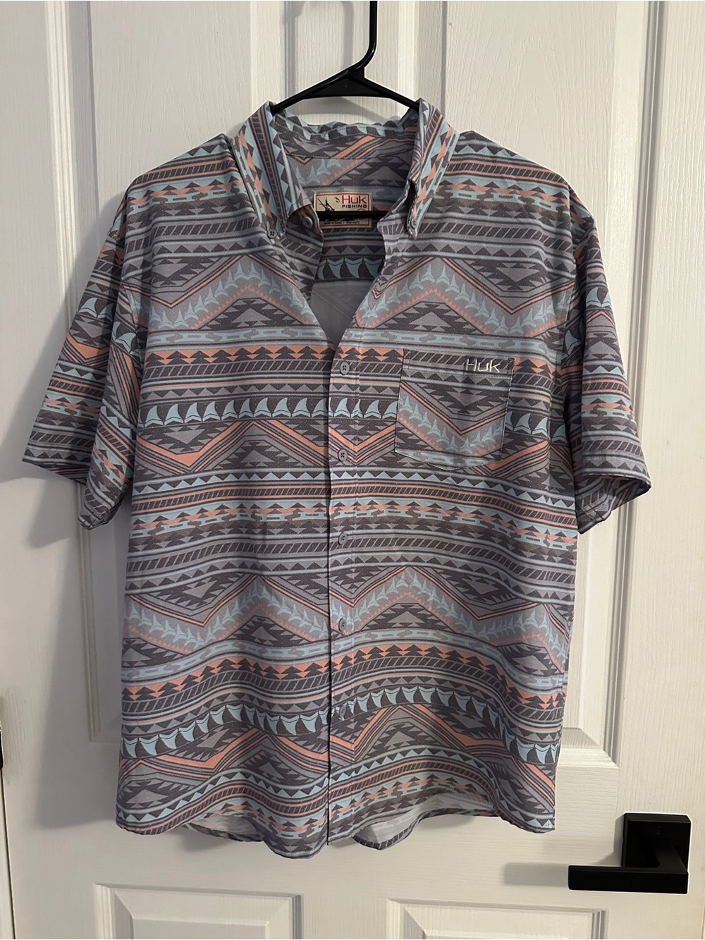 Huk Men’s Short Sleeve Button-Down Shirt - Gray with Coral & Light Blue Pattern